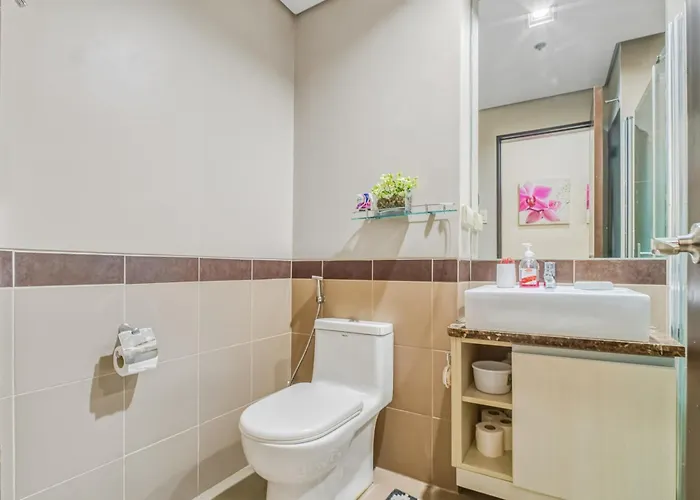 Admiral Baysuites 2602 Apartment
