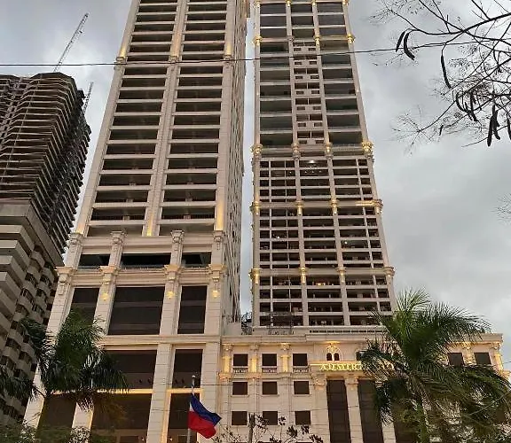 Admiral Baysuites 2602